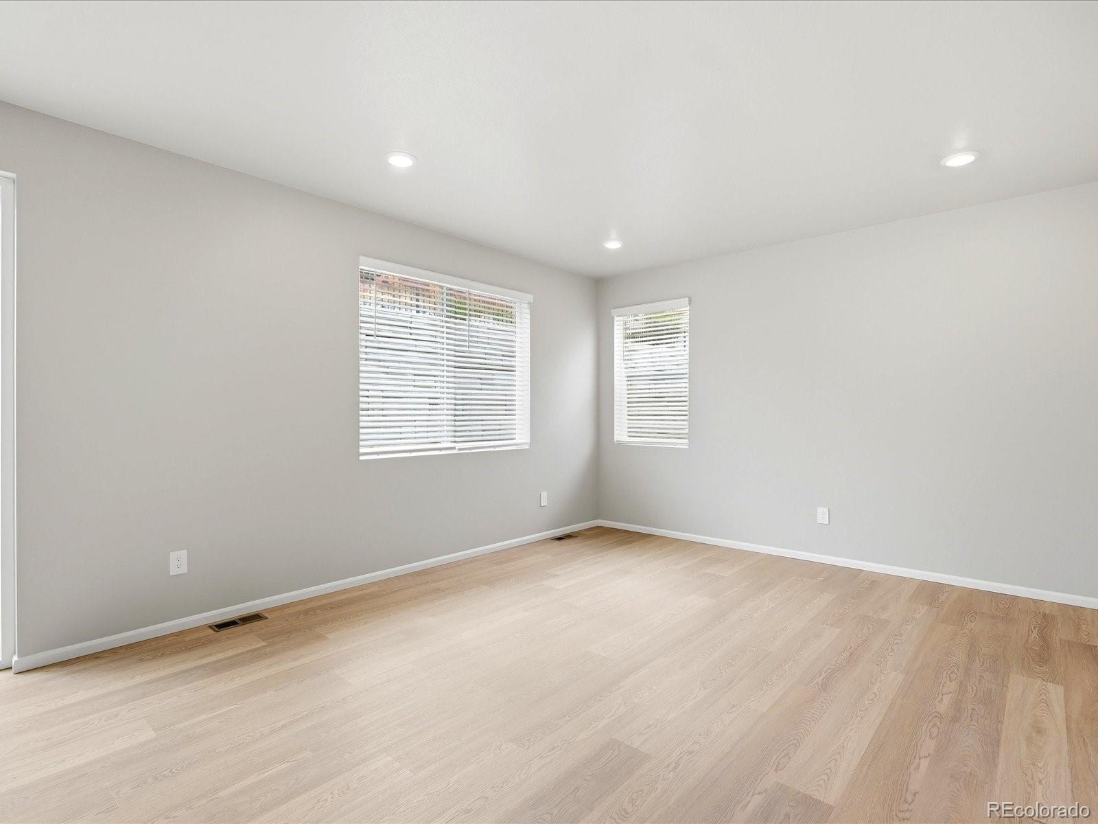 MLS Image #5 for 1660  yampa river drive,windsor, Colorado
