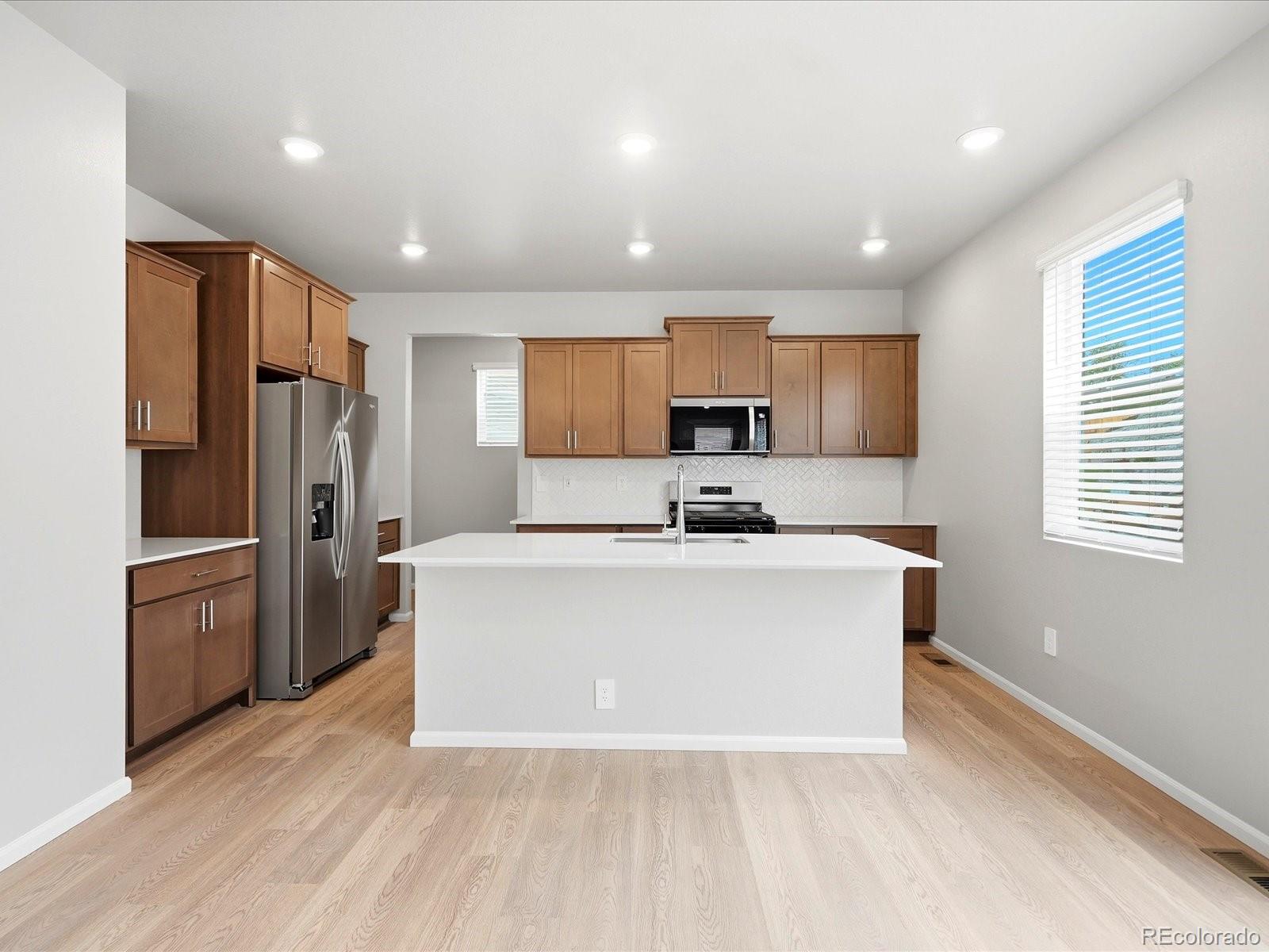 MLS Image #9 for 1660  yampa river drive,windsor, Colorado