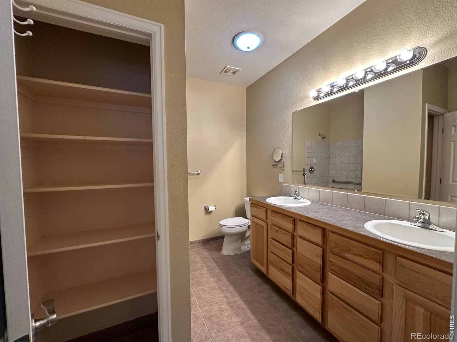 MLS Image #13 for 1238  finch street,loveland, Colorado