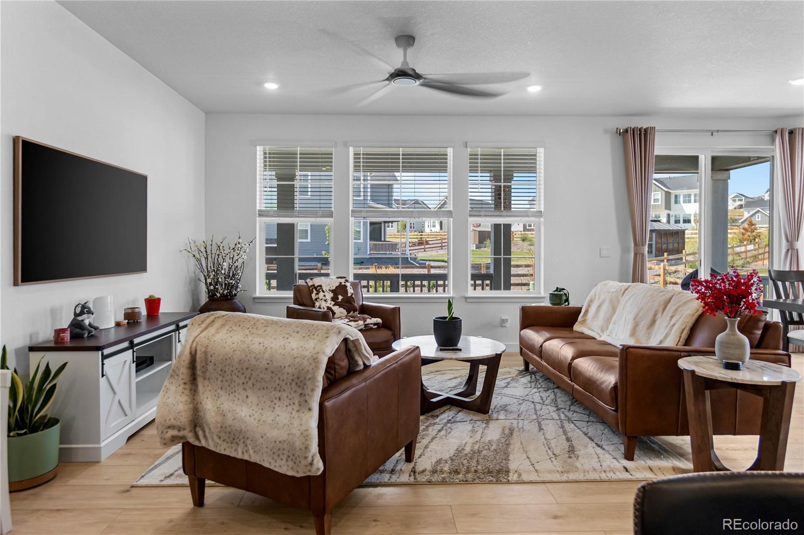 MLS Image #8 for 39759  yorktown terrace,elizabeth, Colorado