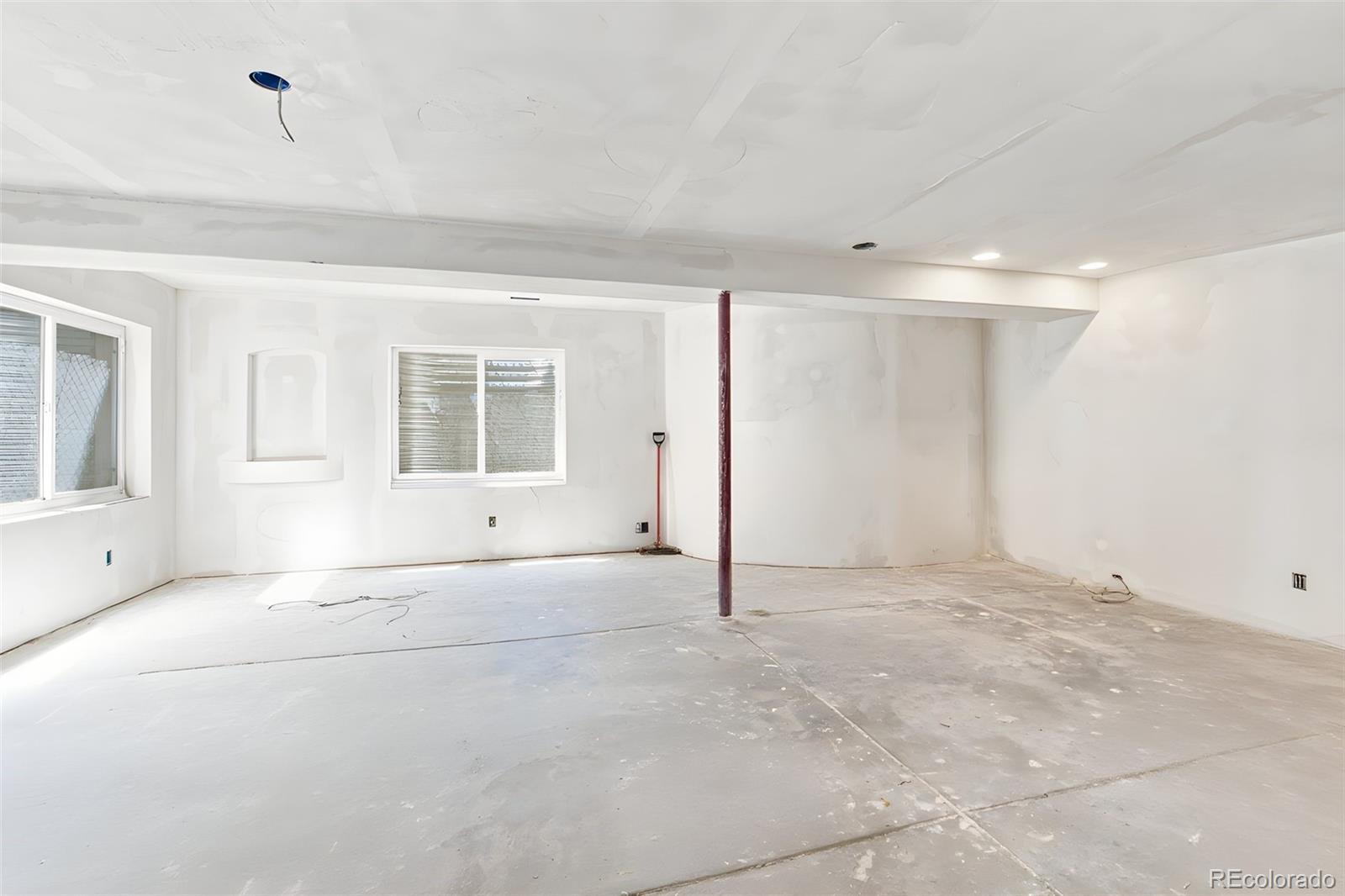 MLS Image #23 for 1821 s ingalls court,denver, Colorado