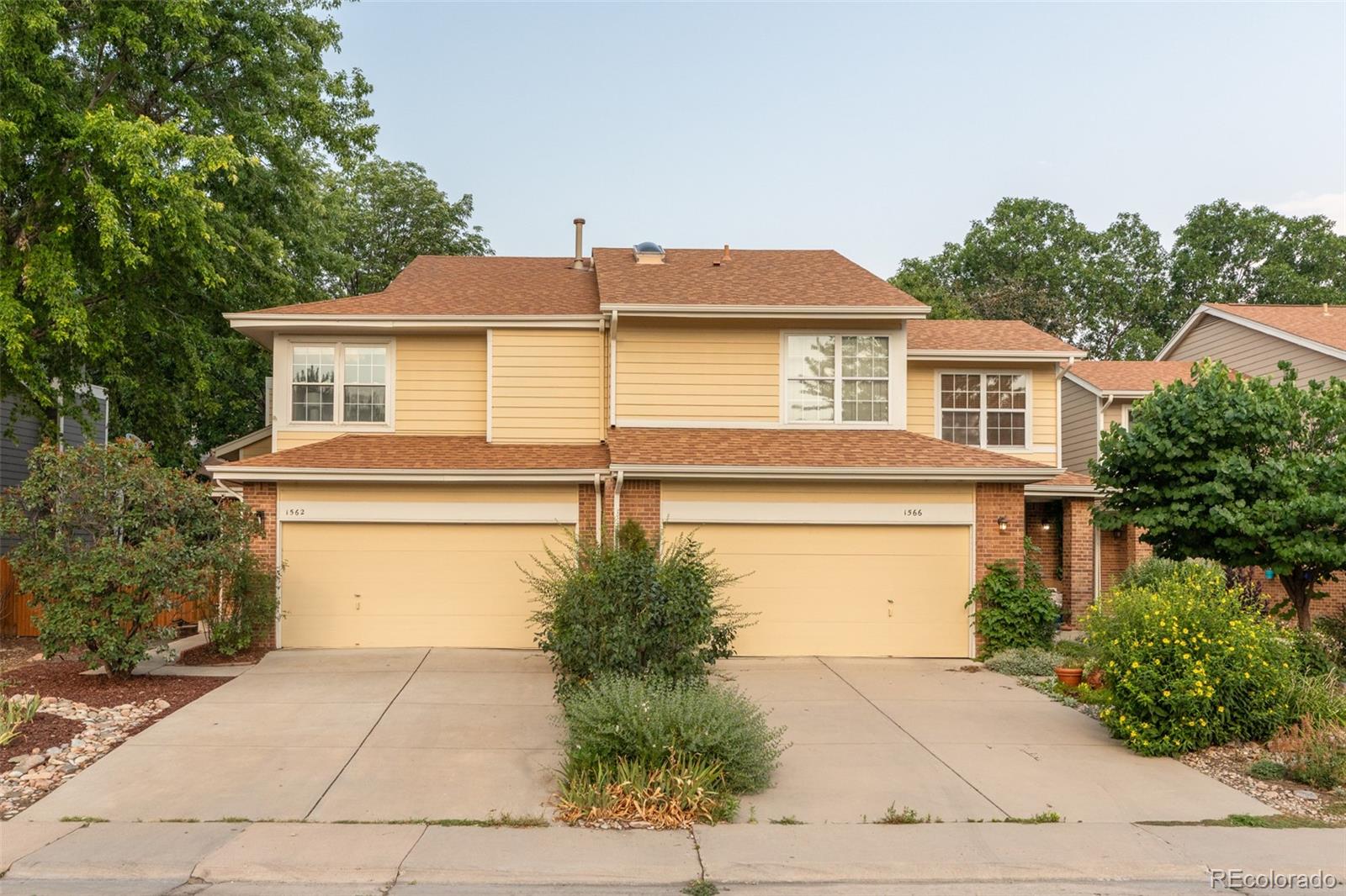 MLS Image #31 for 1562 s spruce street,denver, Colorado