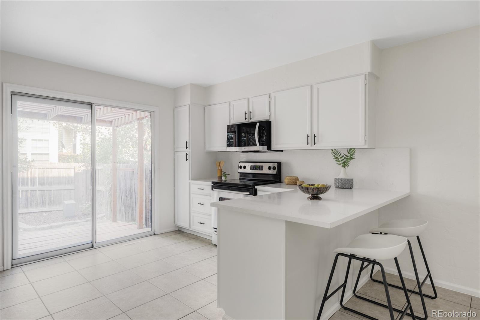 MLS Image #9 for 1562 s spruce street,denver, Colorado