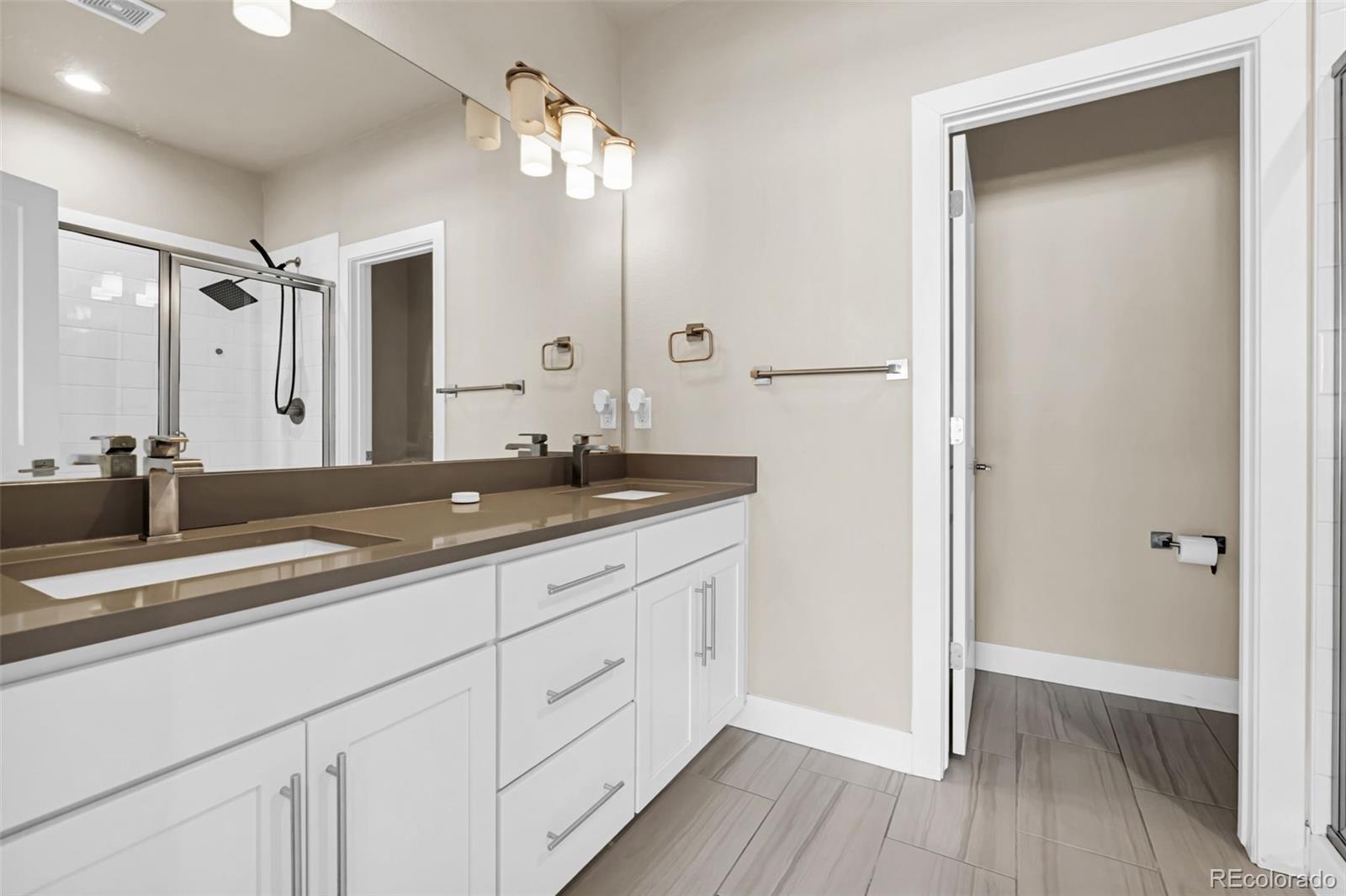 MLS Image #18 for 6741 s tempe court,aurora, Colorado