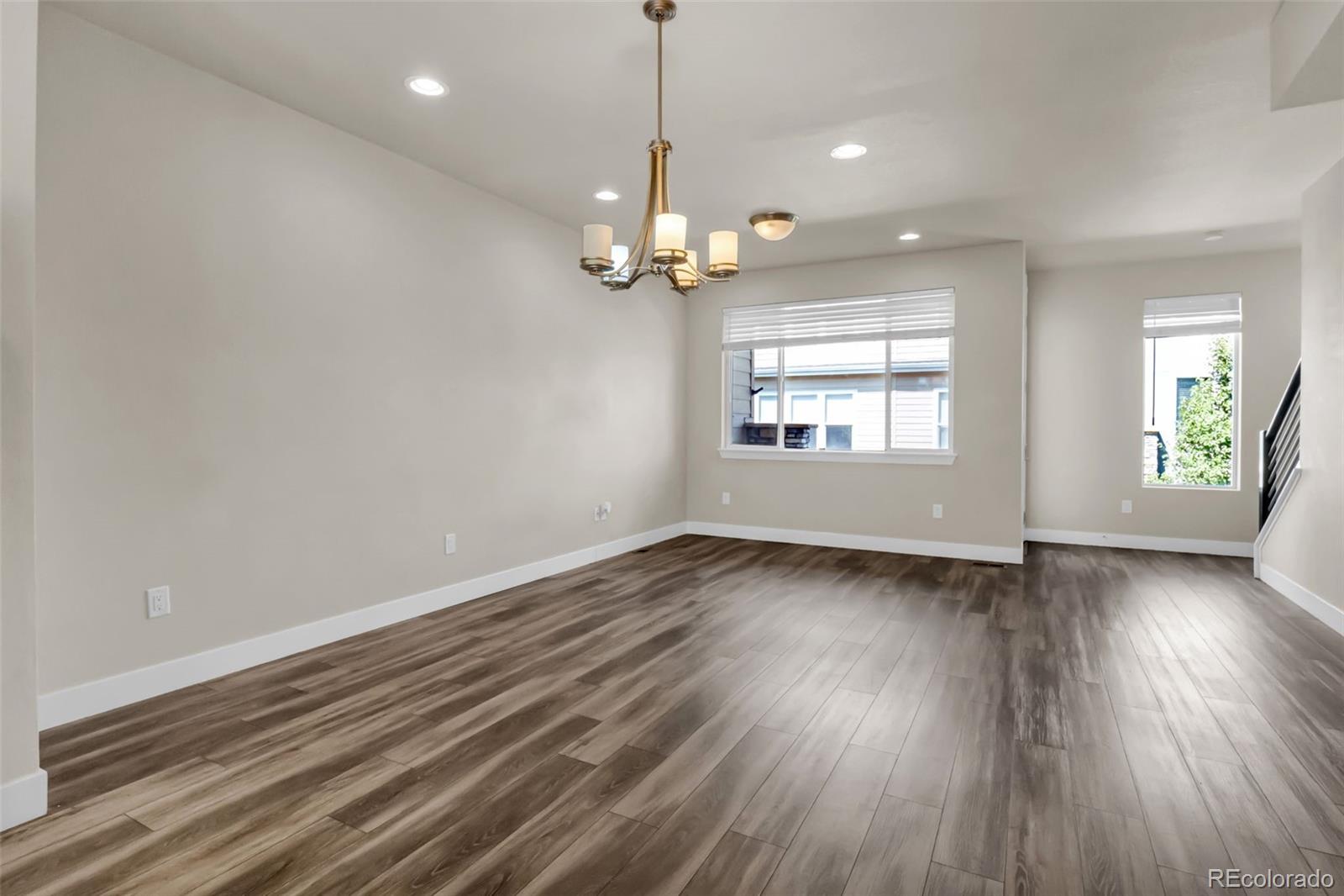MLS Image #6 for 6741 s tempe court,aurora, Colorado