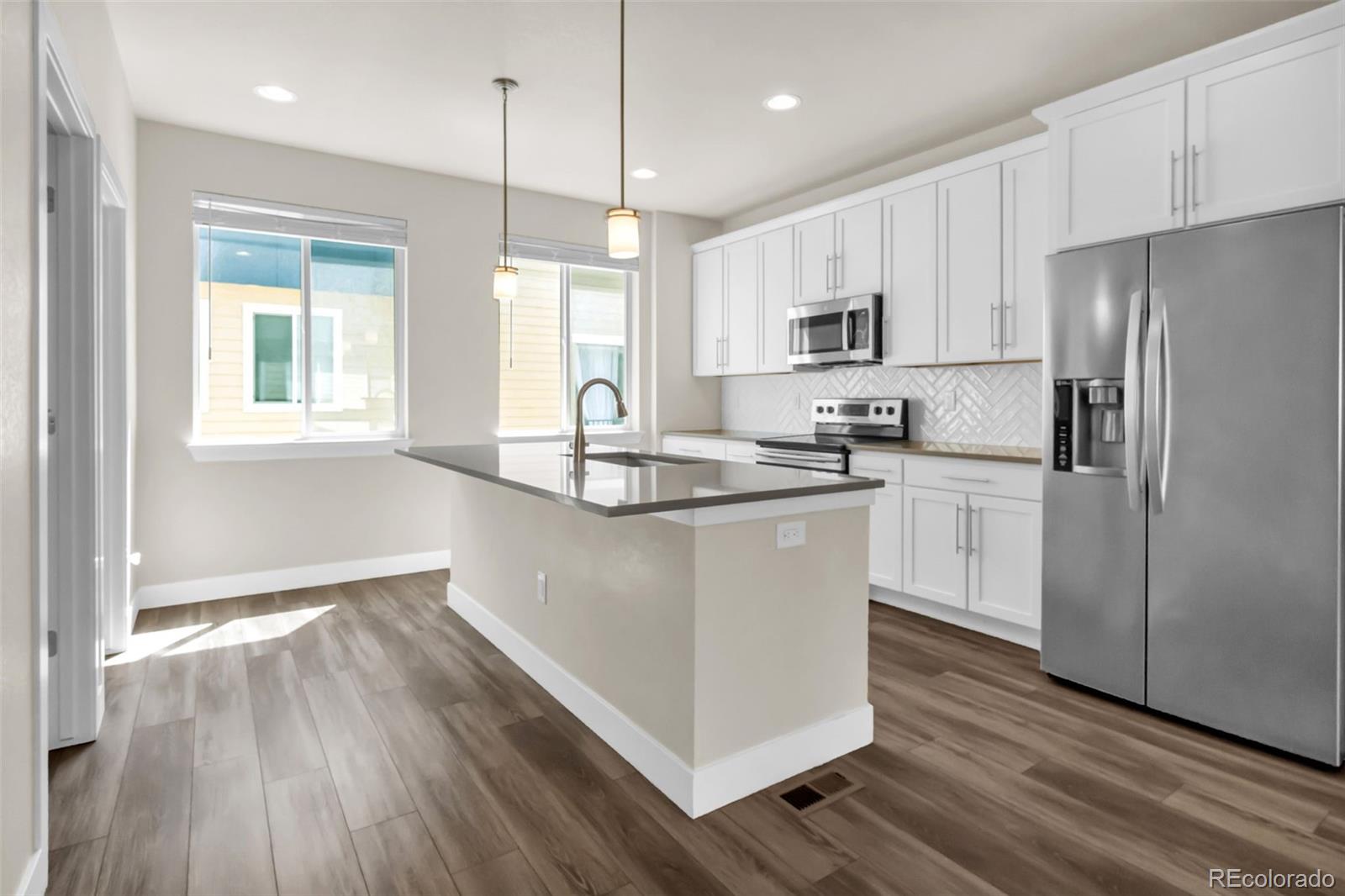 MLS Image #9 for 6741 s tempe court,aurora, Colorado