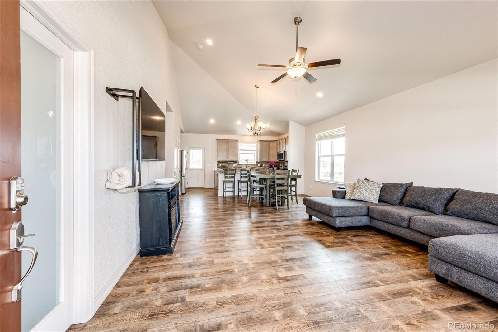 MLS Image #3 for 56428 e 22nd place,strasburg, Colorado