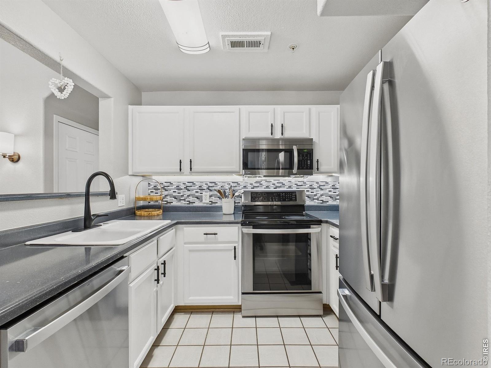 MLS Image #15 for 14296 e whitaker place,aurora, Colorado