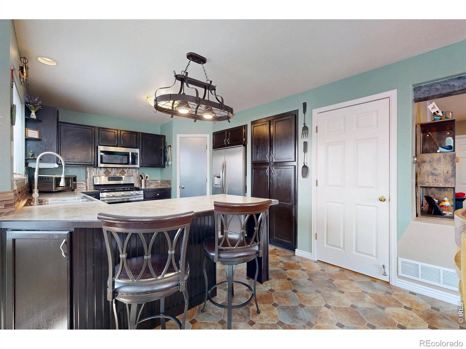 MLS Image #3 for 3173  50th avenue,greeley, Colorado