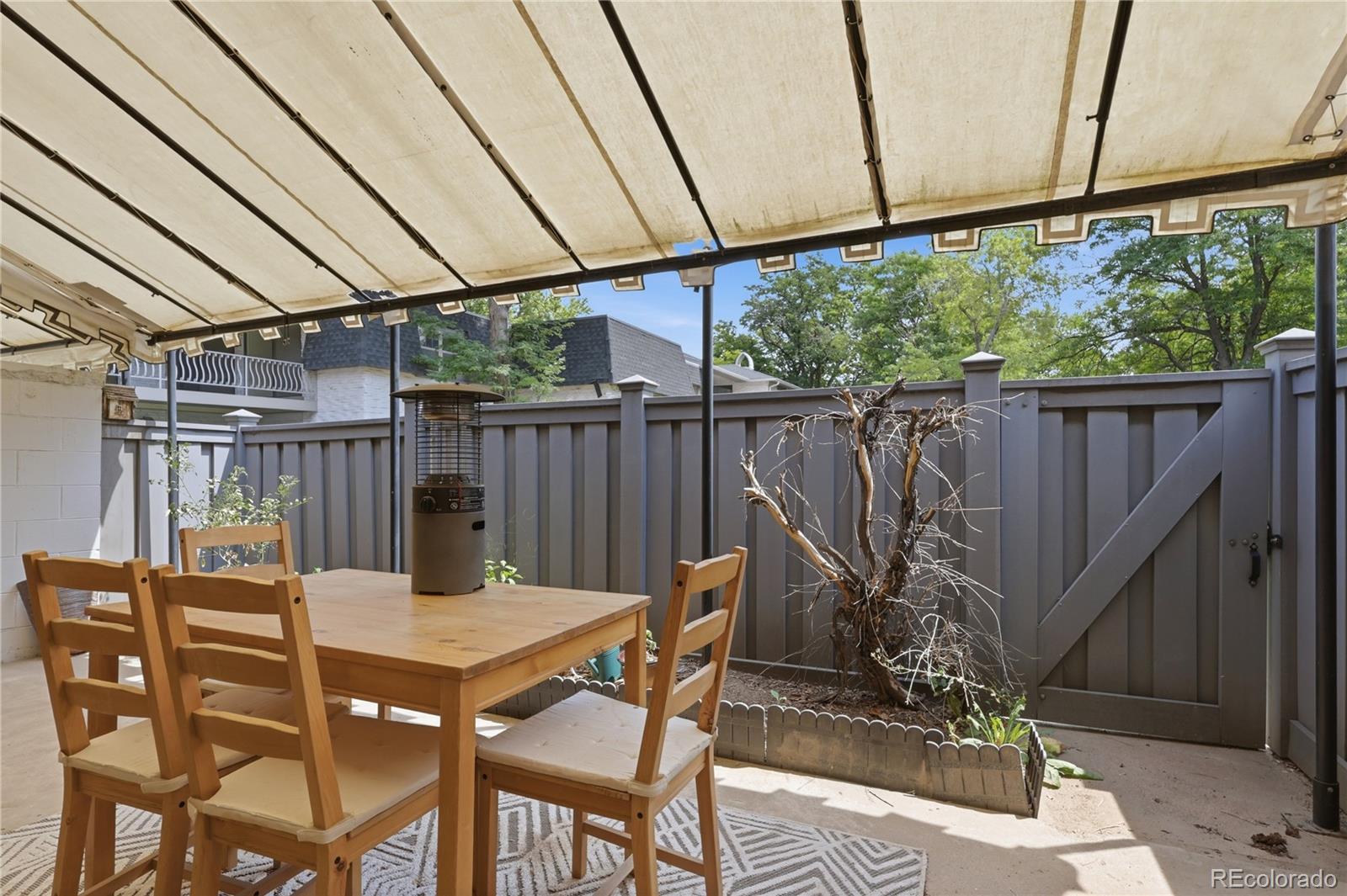 MLS Image #18 for 3536 s ivanhoe street,denver, Colorado