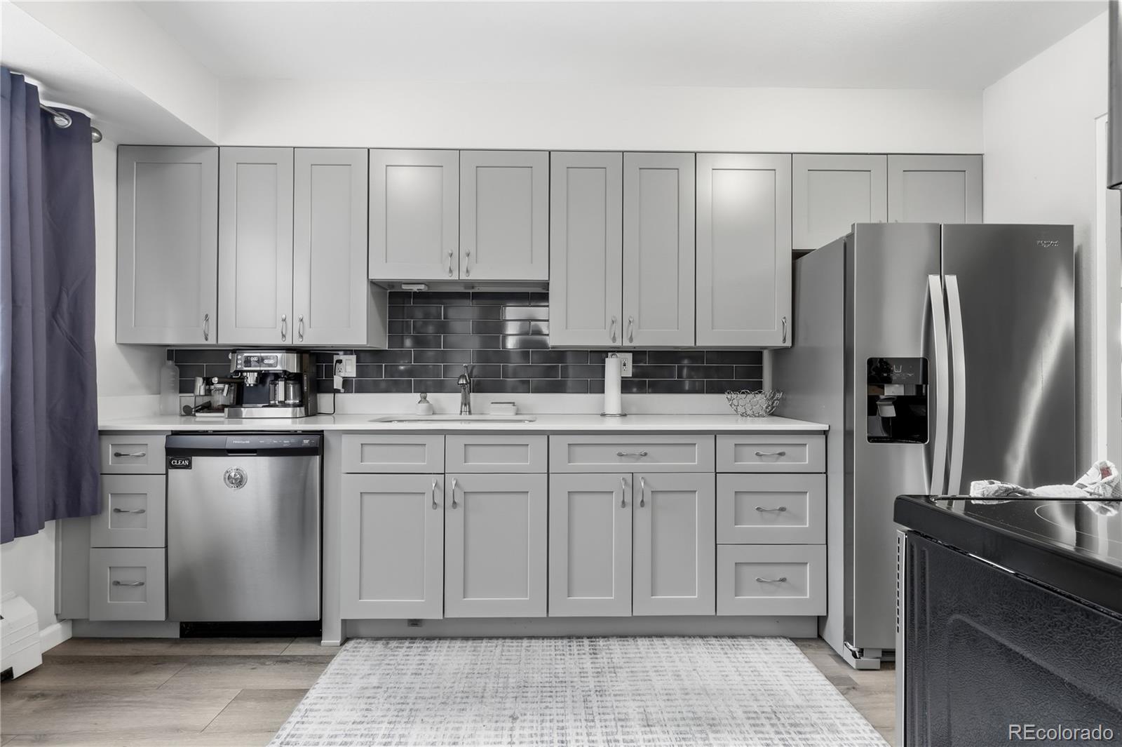 MLS Image #8 for 3536 s ivanhoe street,denver, Colorado