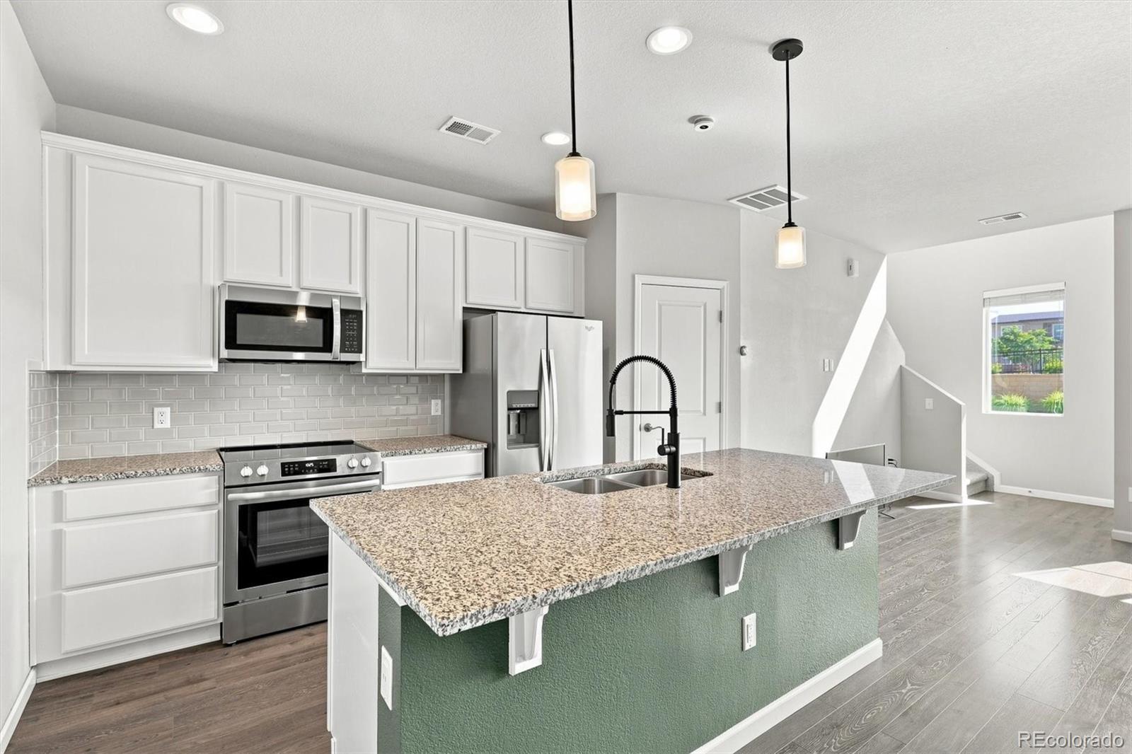 MLS Image #12 for 15446 w 64th loop,arvada, Colorado