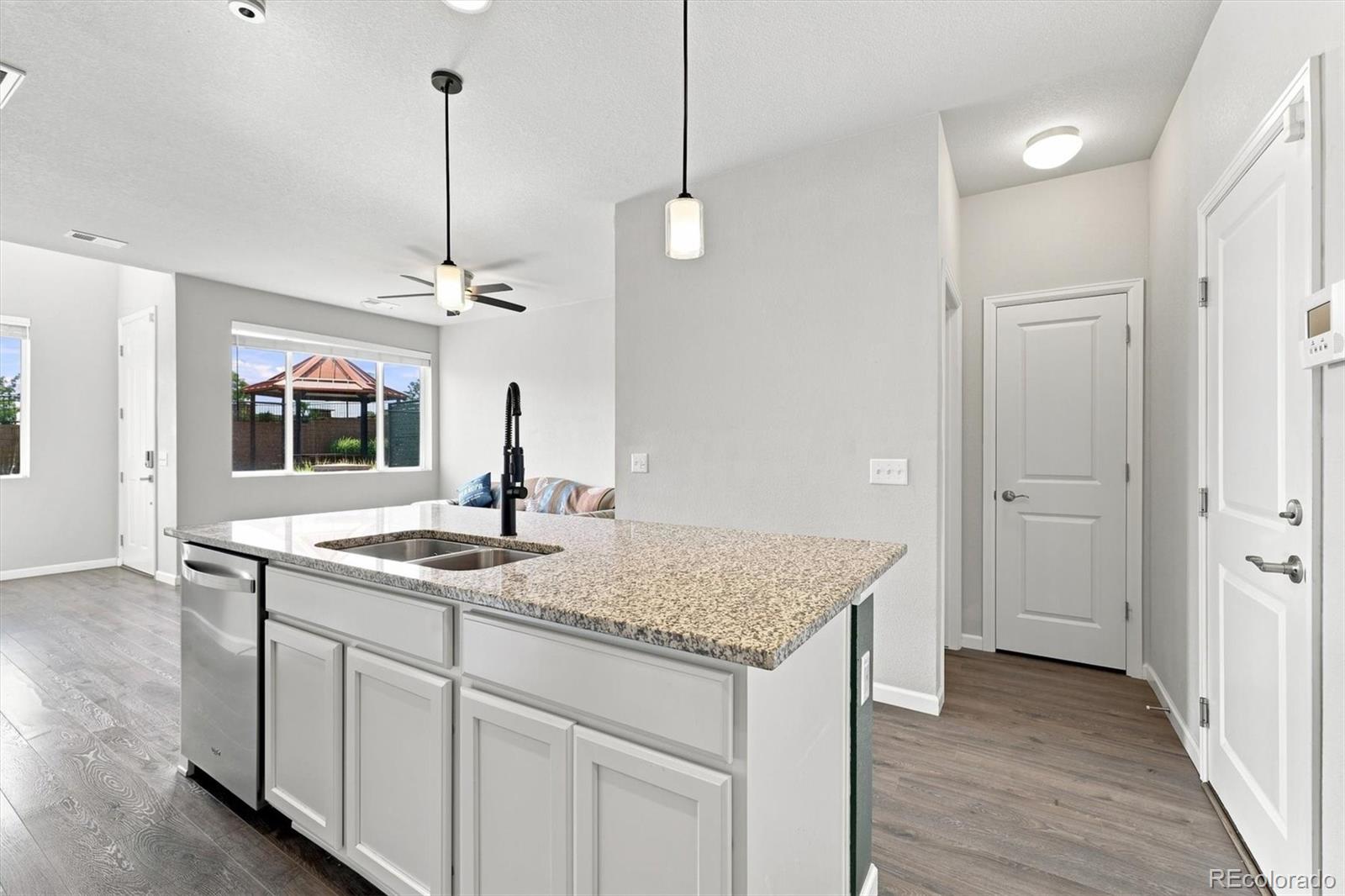 MLS Image #13 for 15446 w 64th loop,arvada, Colorado