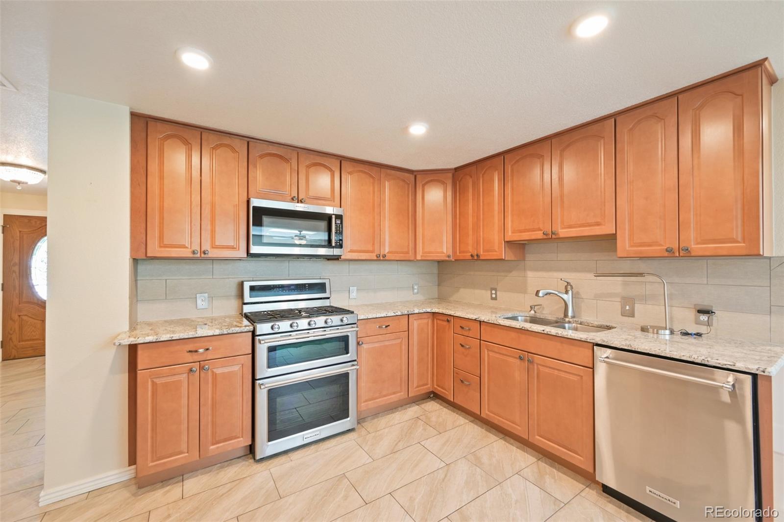 MLS Image #13 for 4757 s oak court,littleton, Colorado