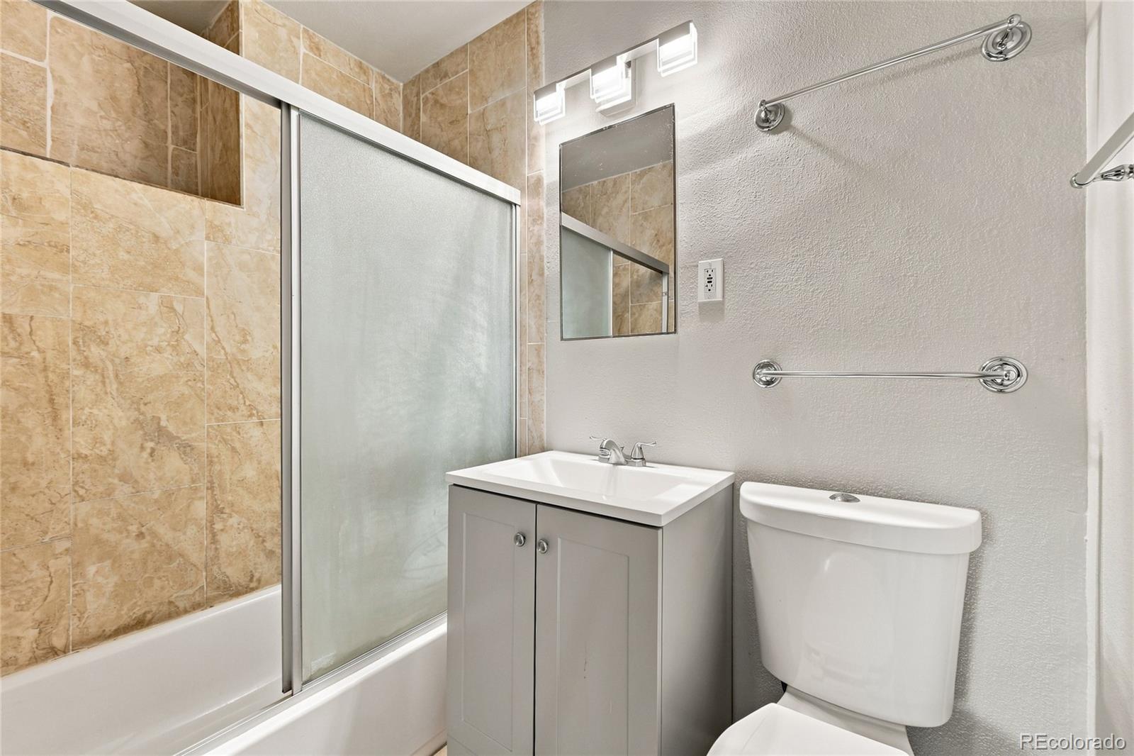 MLS Image #17 for 5291 s sherman street,littleton, Colorado