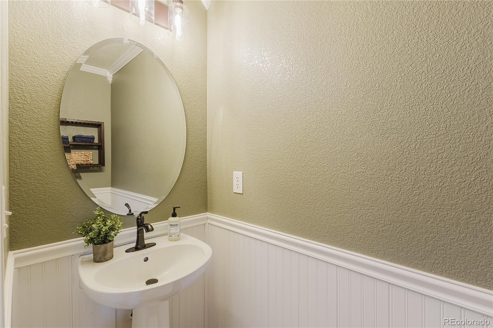MLS Image #12 for 619  hanging rock place,castle rock, Colorado