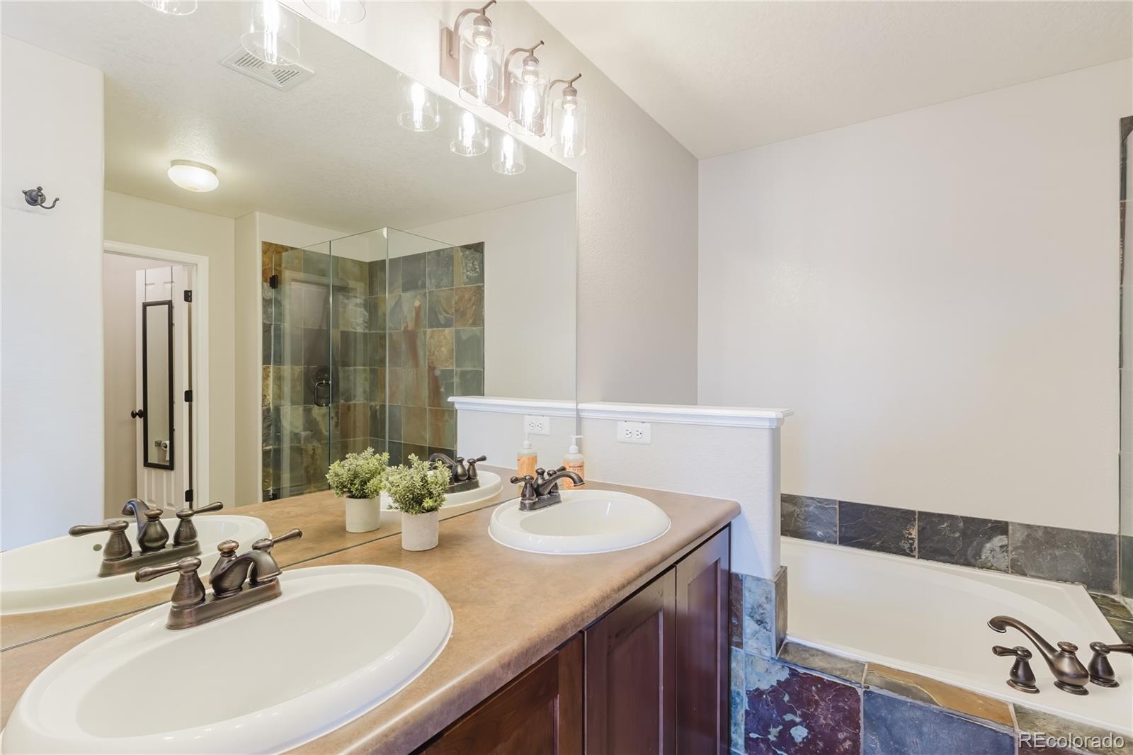MLS Image #18 for 619  hanging rock place,castle rock, Colorado