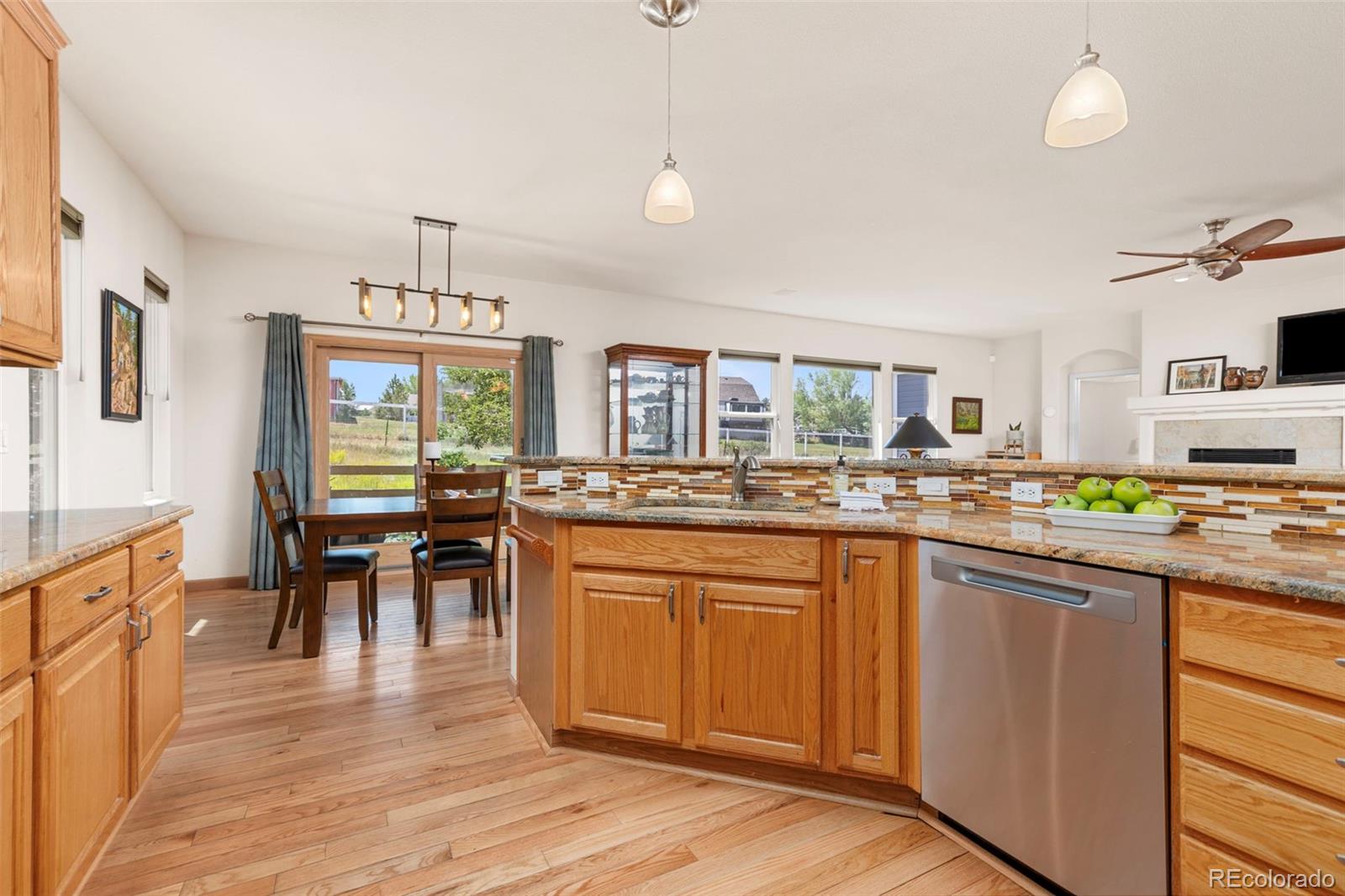MLS Image #10 for 8244 s catawba court,aurora, Colorado
