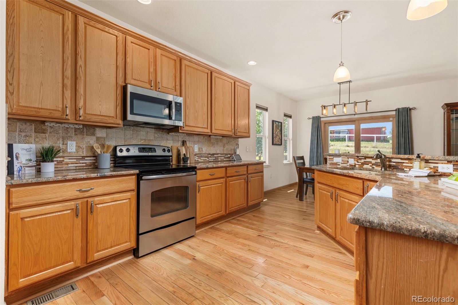 MLS Image #9 for 8244 s catawba court,aurora, Colorado