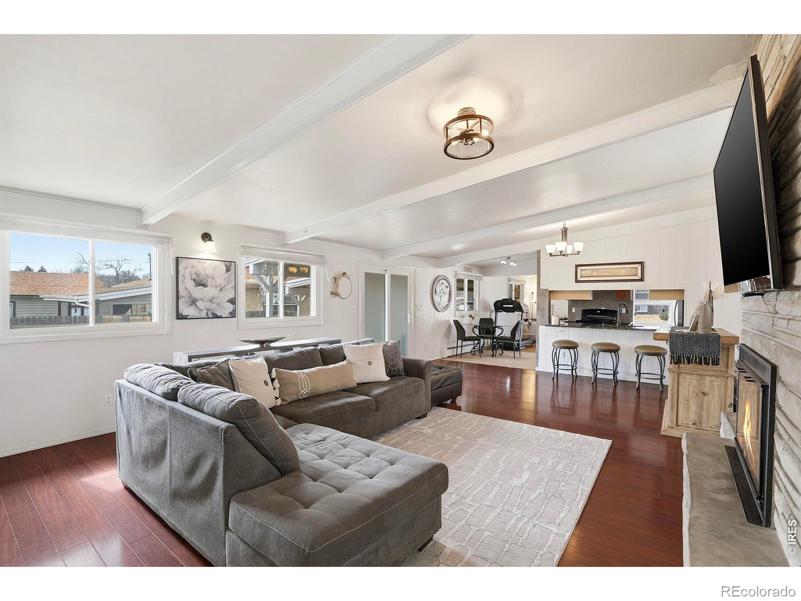 MLS Image #11 for 1654 s perry street,denver, Colorado