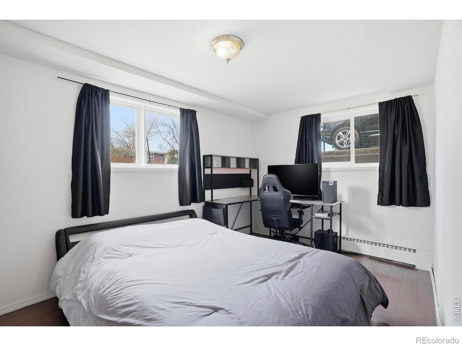 MLS Image #20 for 1654 s perry street,denver, Colorado