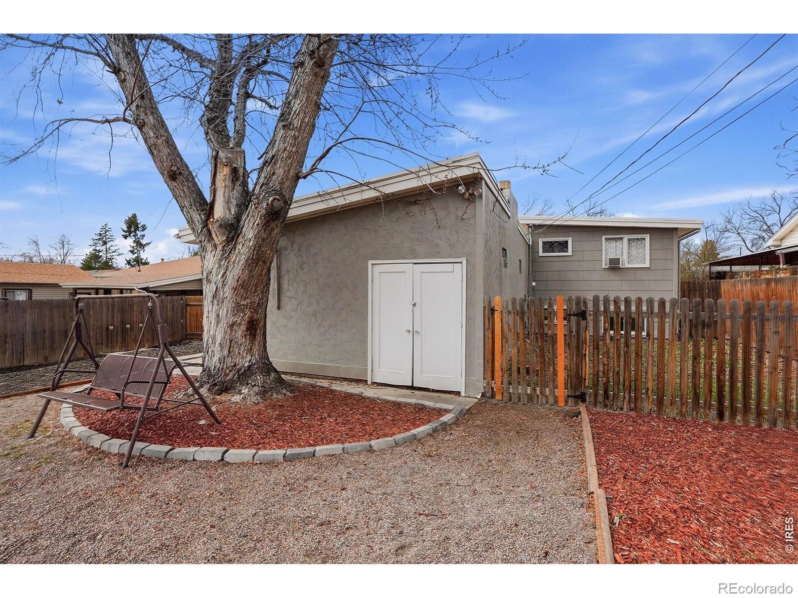 MLS Image #24 for 1654 s perry street,denver, Colorado