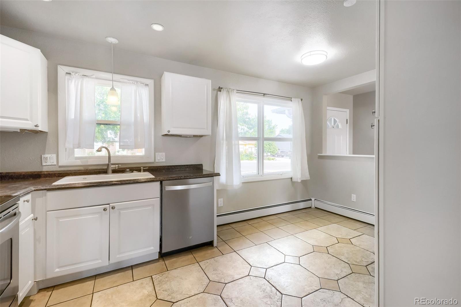 MLS Image #10 for 916  timber lane,fort collins, Colorado
