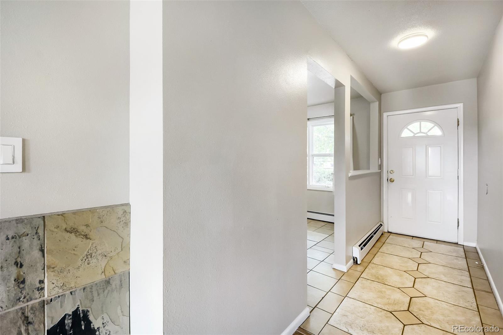 MLS Image #3 for 916  timber lane,fort collins, Colorado