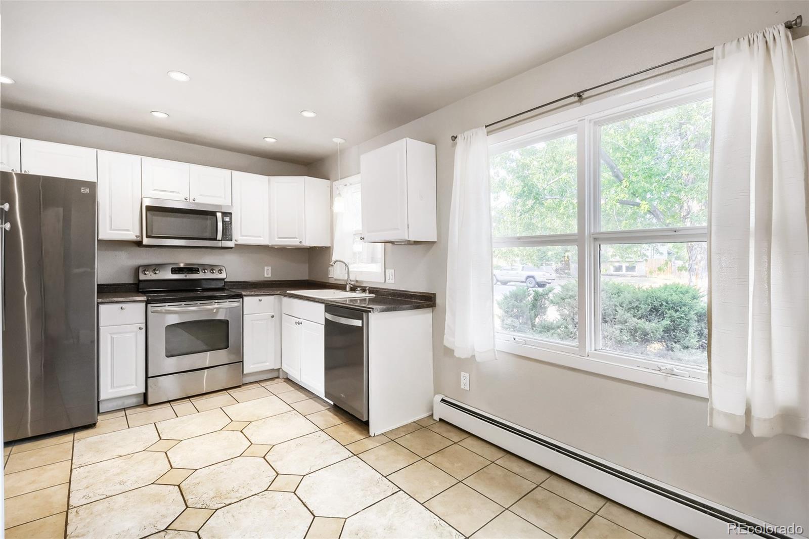 MLS Image #8 for 916  timber lane,fort collins, Colorado