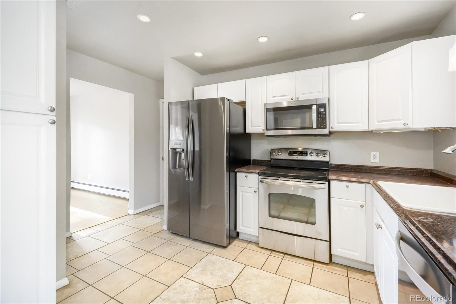 MLS Image #9 for 916  timber lane,fort collins, Colorado