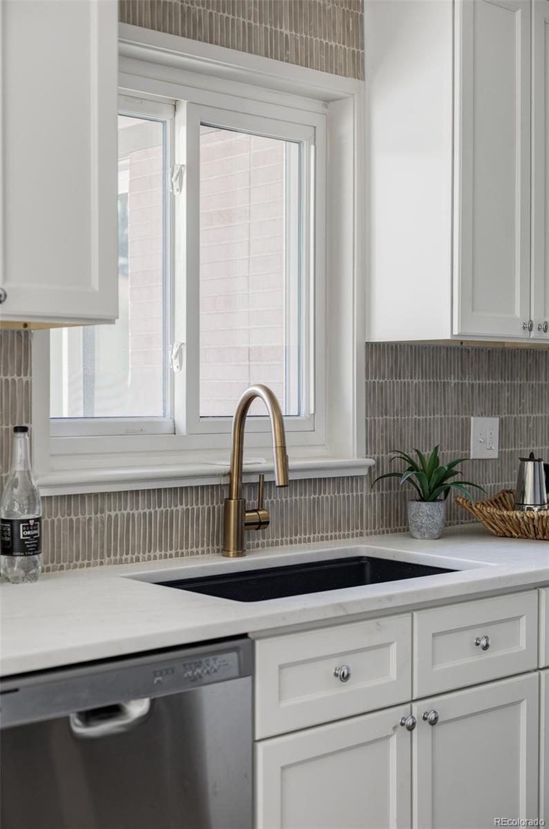 MLS Image #7 for 2067 s yates street,denver, Colorado