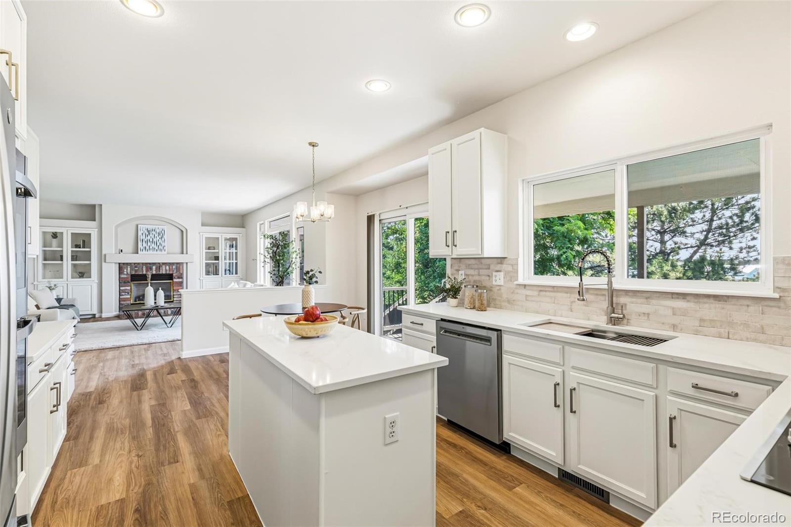 MLS Image #13 for 5790 s danube circle,aurora, Colorado
