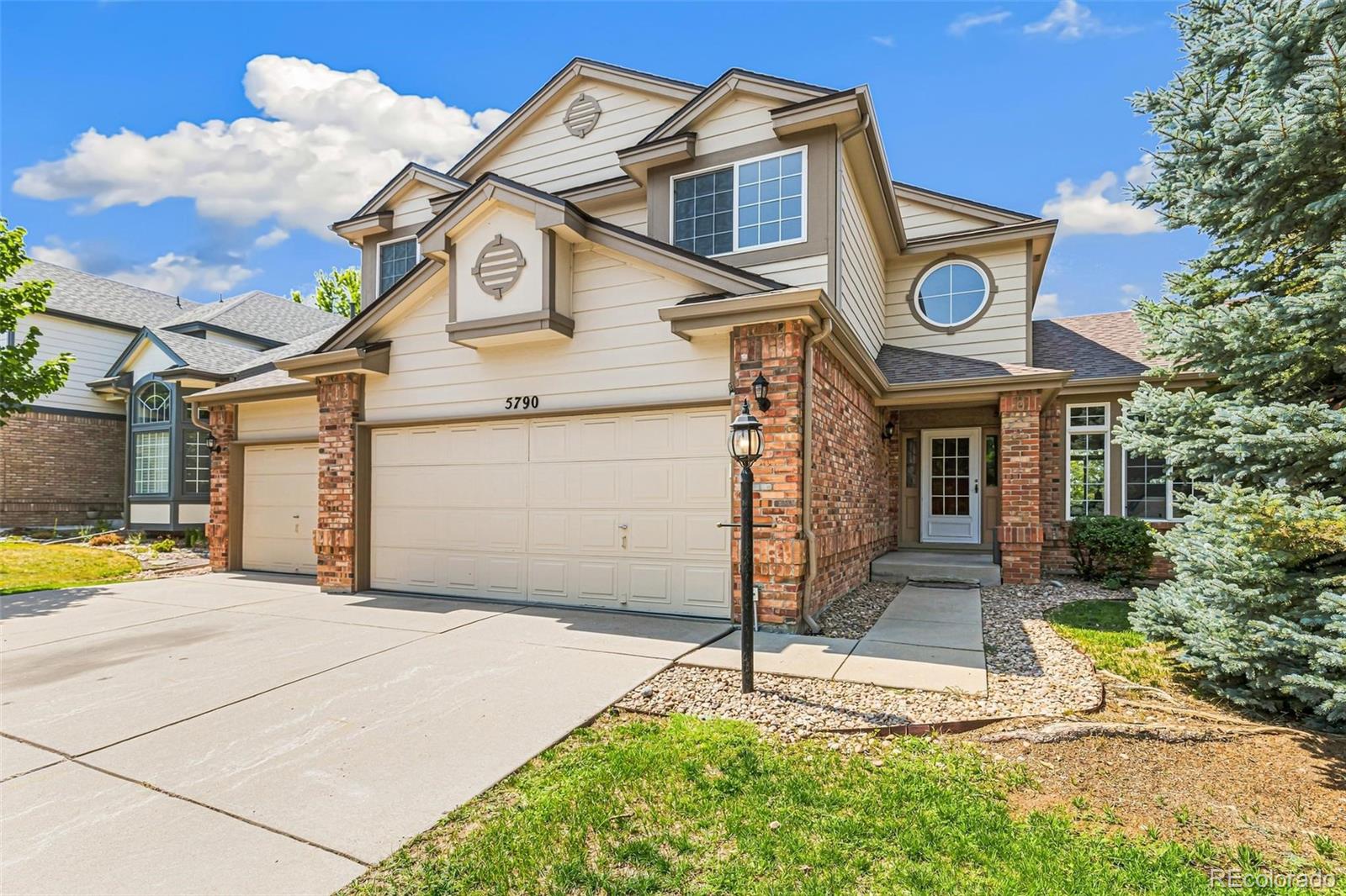 MLS Image #3 for 5790 s danube circle,aurora, Colorado