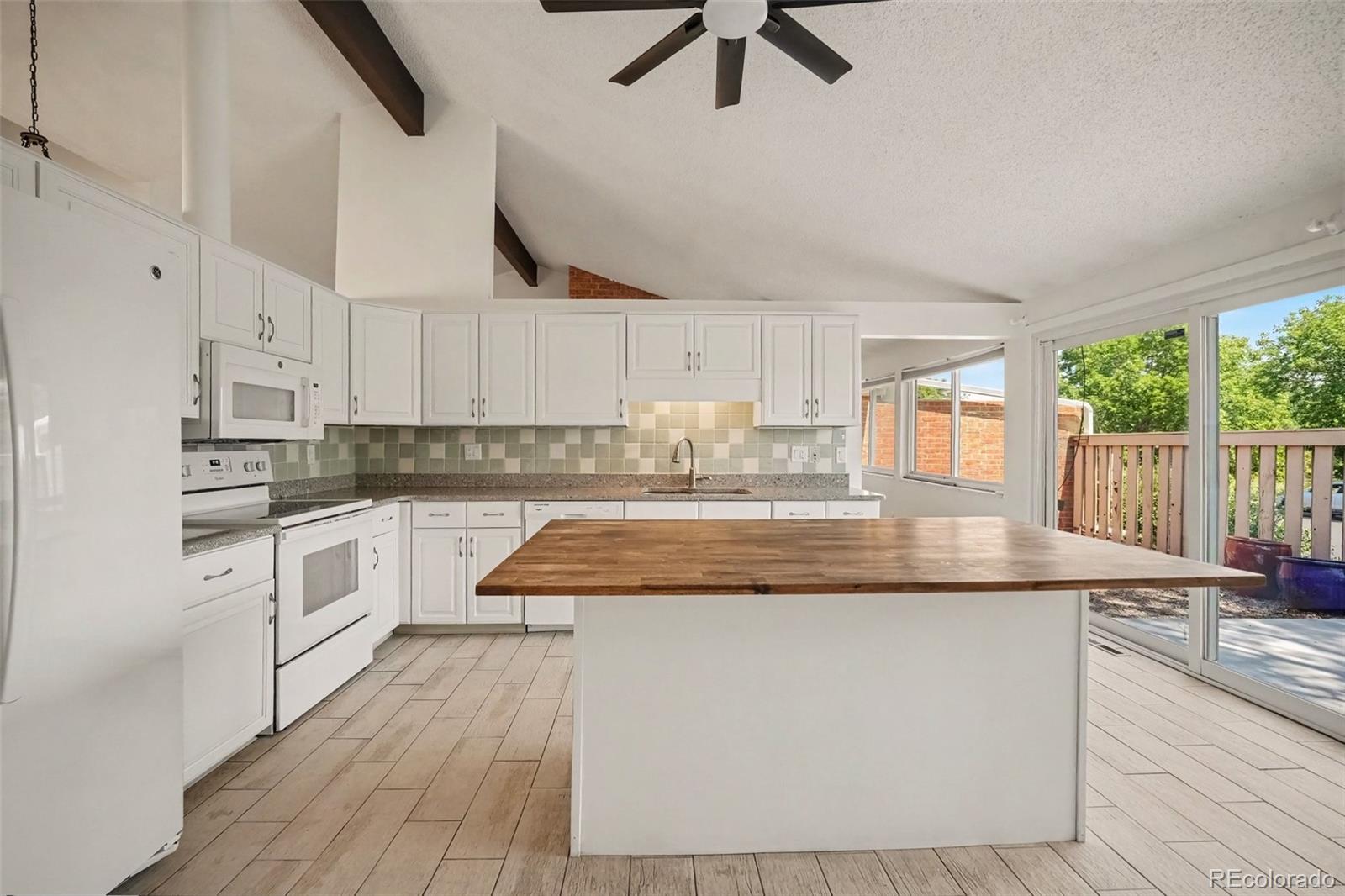 MLS Image #16 for 3395 s pontiac street,denver, Colorado