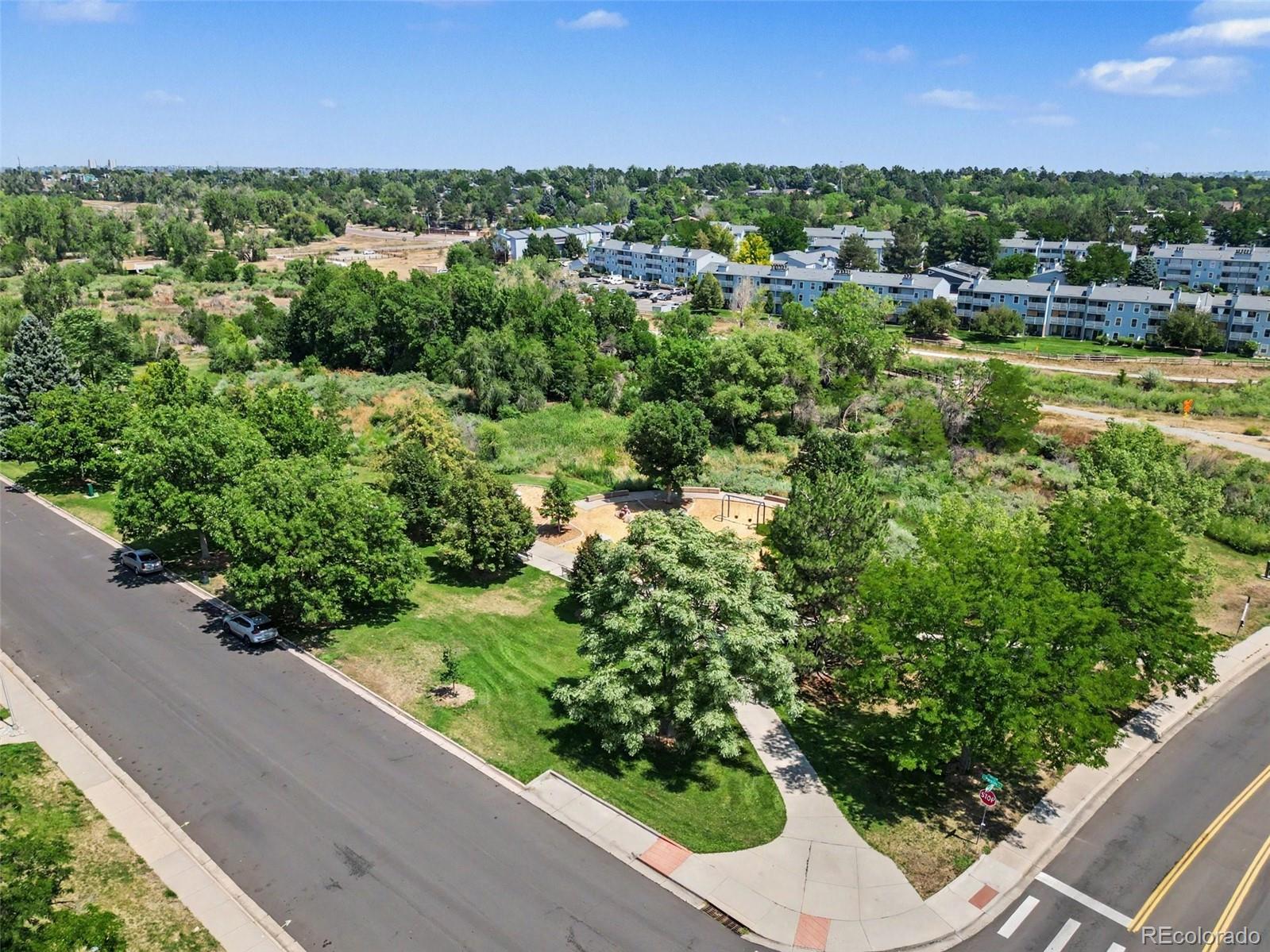 MLS Image #38 for 3395 s pontiac street,denver, Colorado