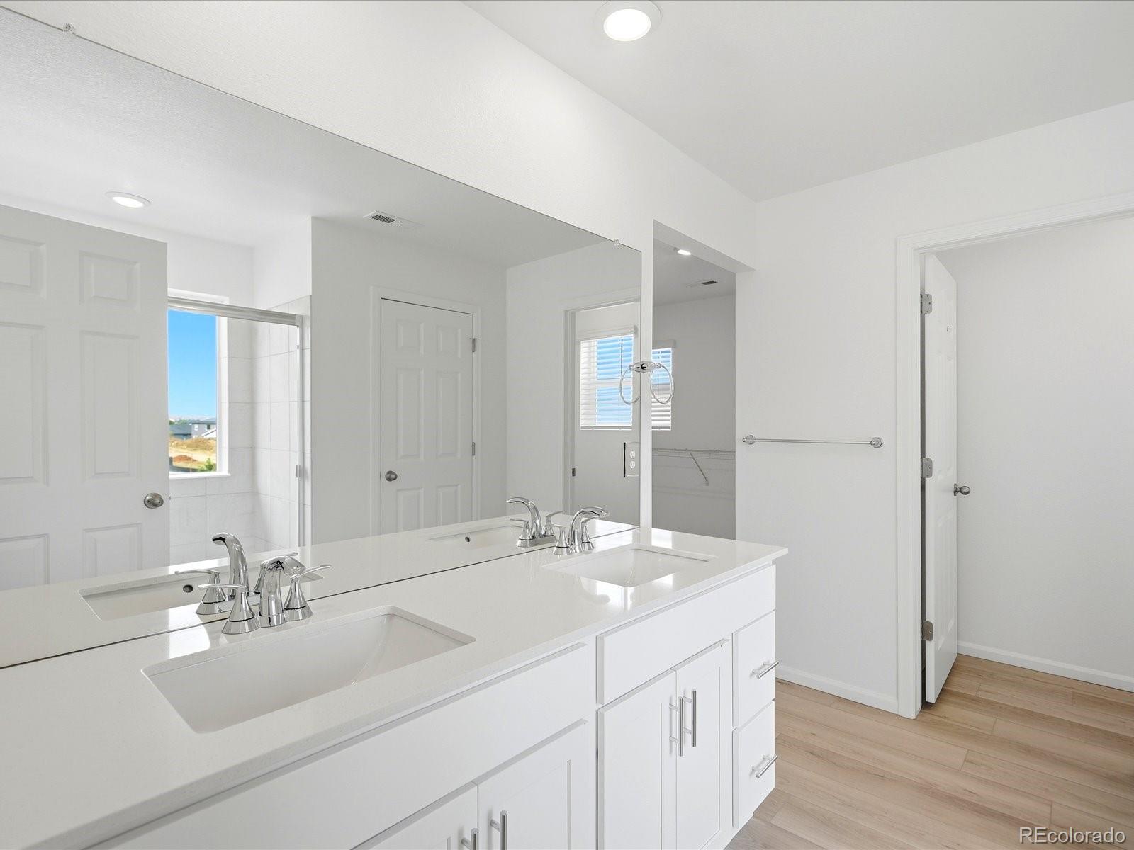 MLS Image #22 for 1652  yampa river drive,windsor, Colorado