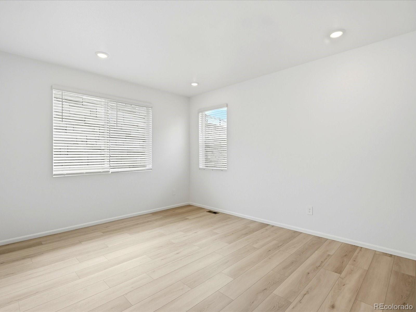 MLS Image #5 for 1652  yampa river drive,windsor, Colorado