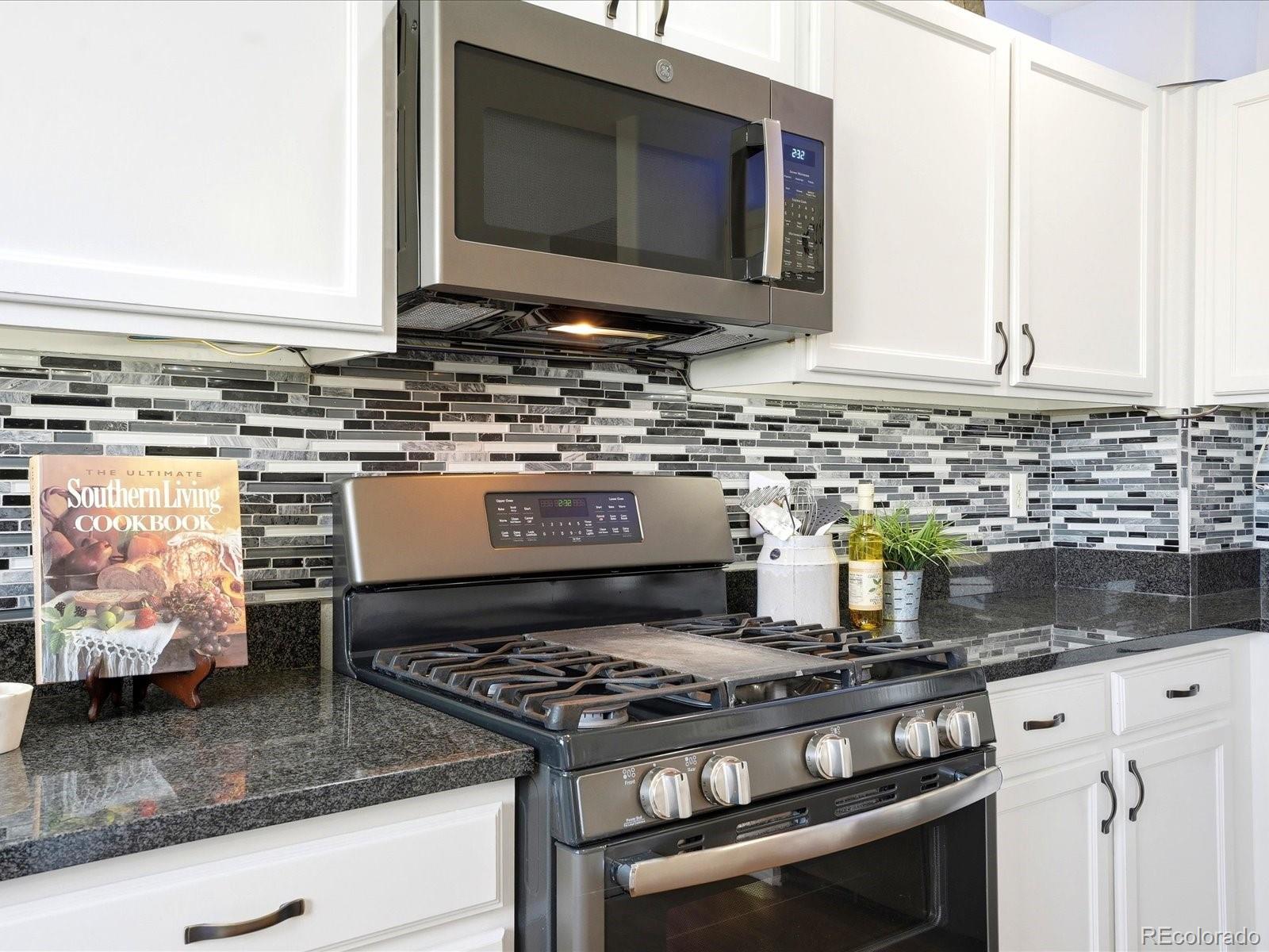 MLS Image #14 for 9331  cove creek drive,littleton, Colorado