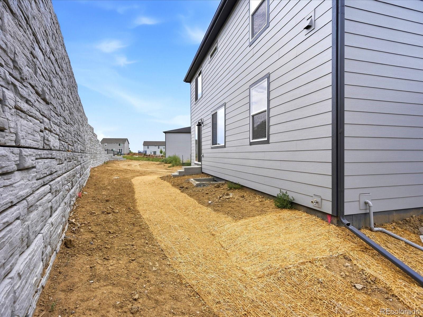 MLS Image #38 for 1648  yampa river drive,windsor, Colorado