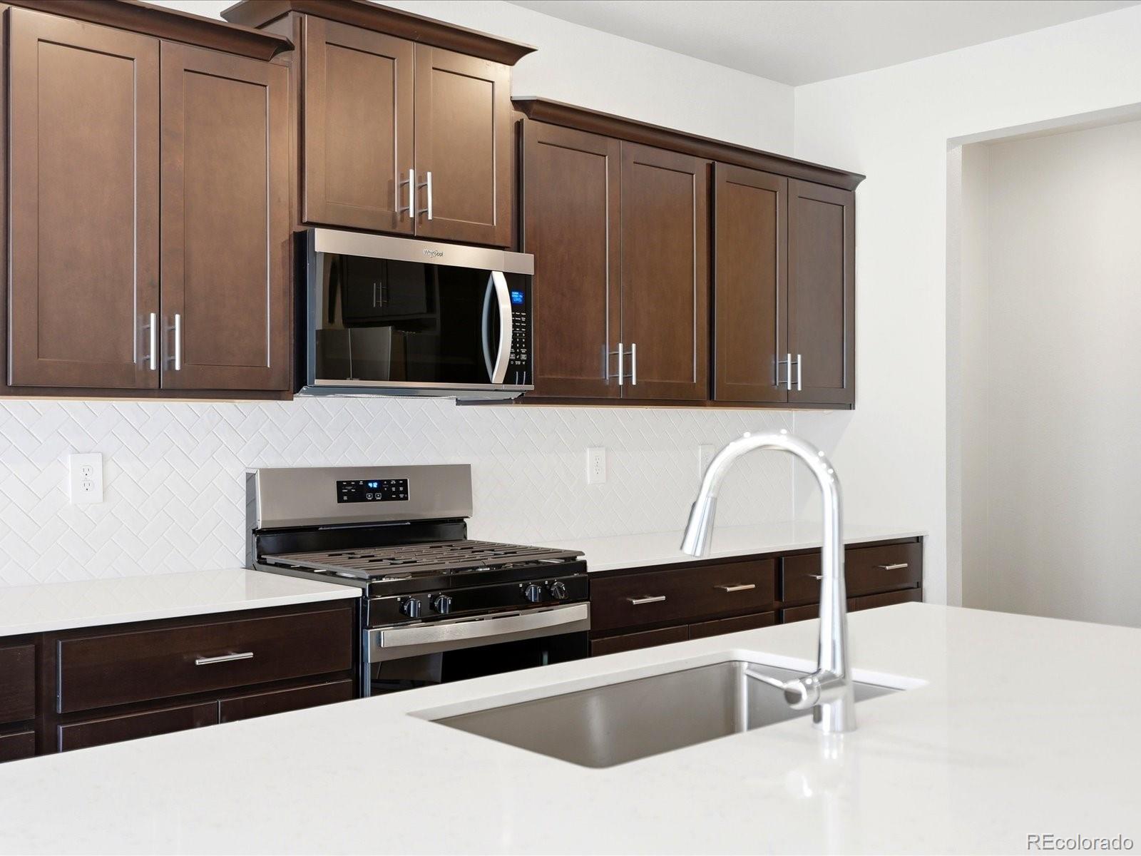 MLS Image #9 for 1648  yampa river drive,windsor, Colorado