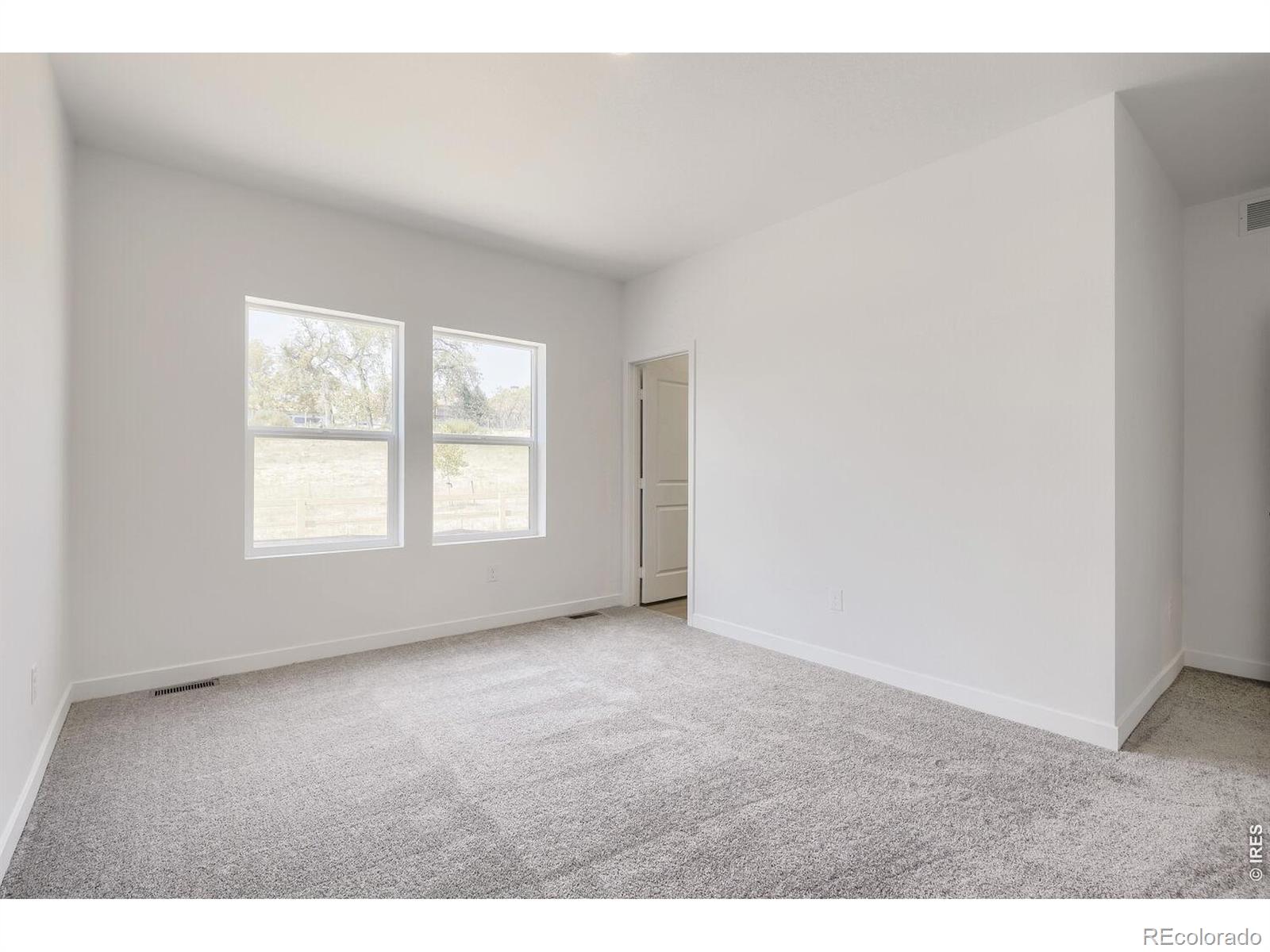 MLS Image #7 for 1694  drumming drive,windsor, Colorado