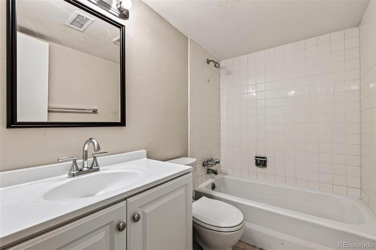 MLS Image #14 for 7342 s xenia circle,centennial, Colorado