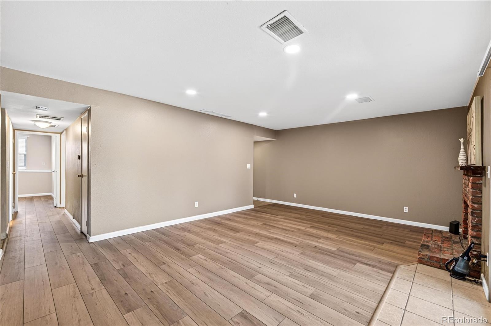 MLS Image #4 for 7342 s xenia circle,centennial, Colorado