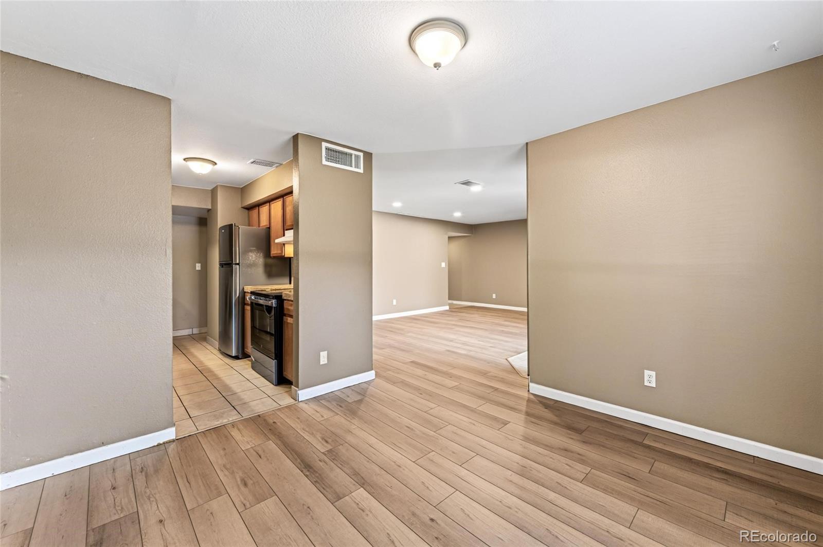 MLS Image #7 for 7342 s xenia circle,centennial, Colorado