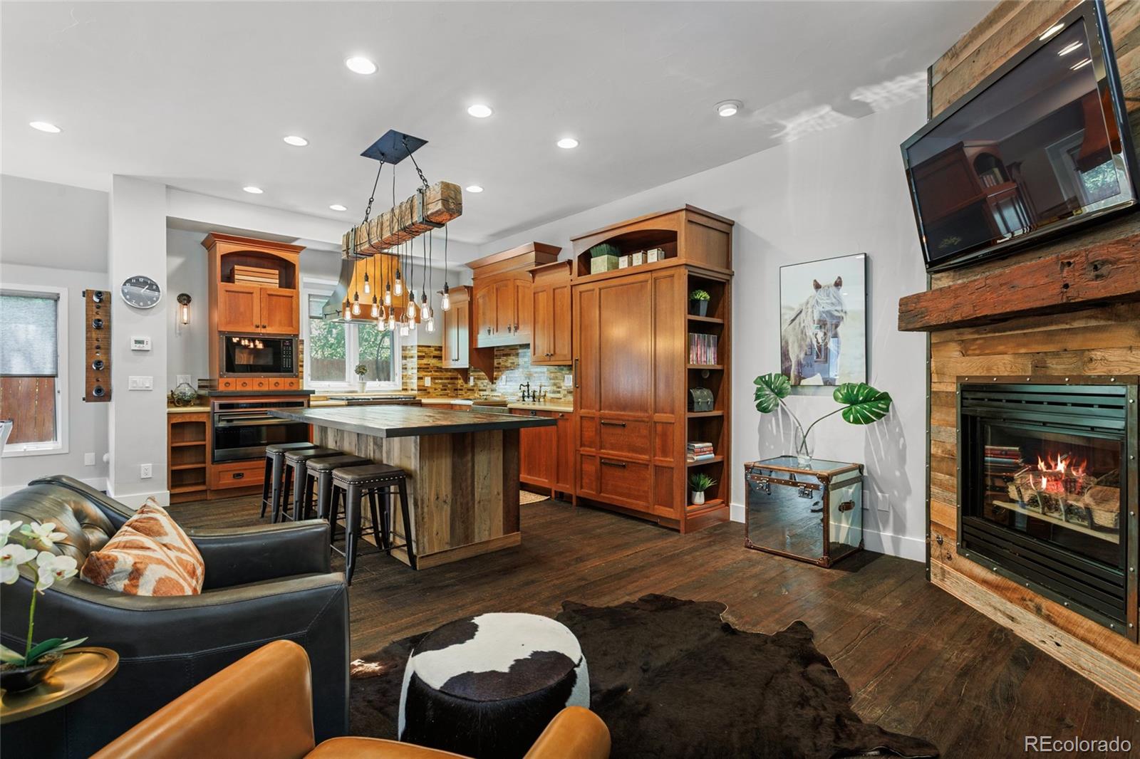 MLS Image #18 for 245  jackson street,denver, Colorado