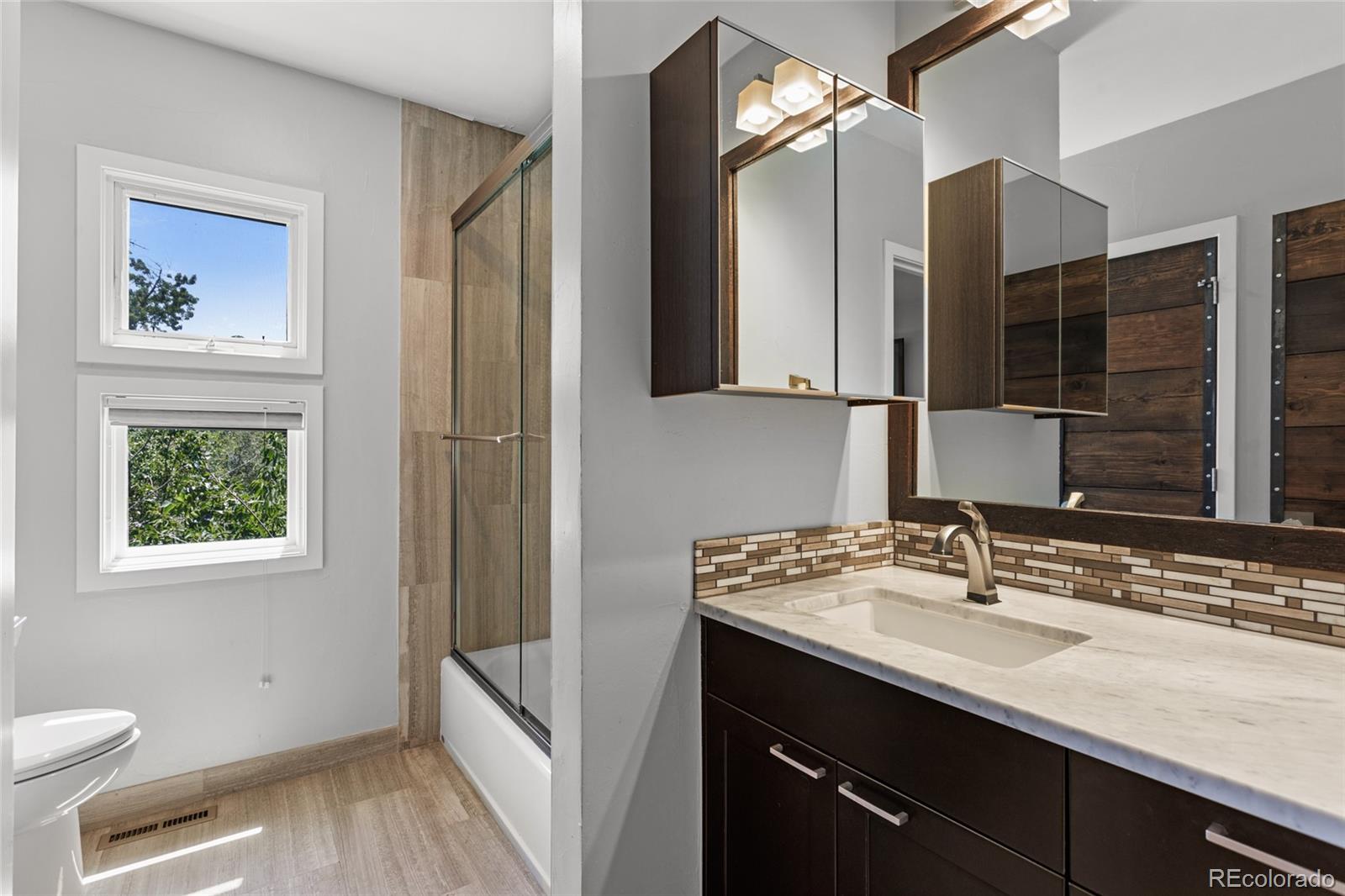 MLS Image #27 for 245  jackson street,denver, Colorado