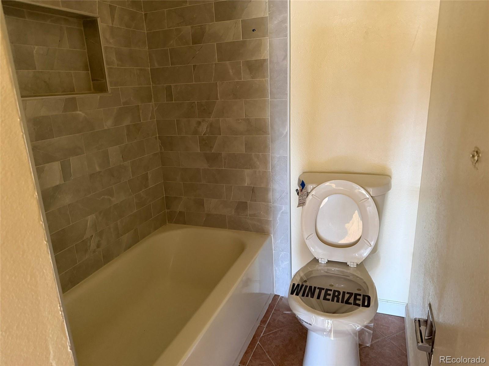 MLS Image #15 for 8770  rainbow avenue,denver, Colorado