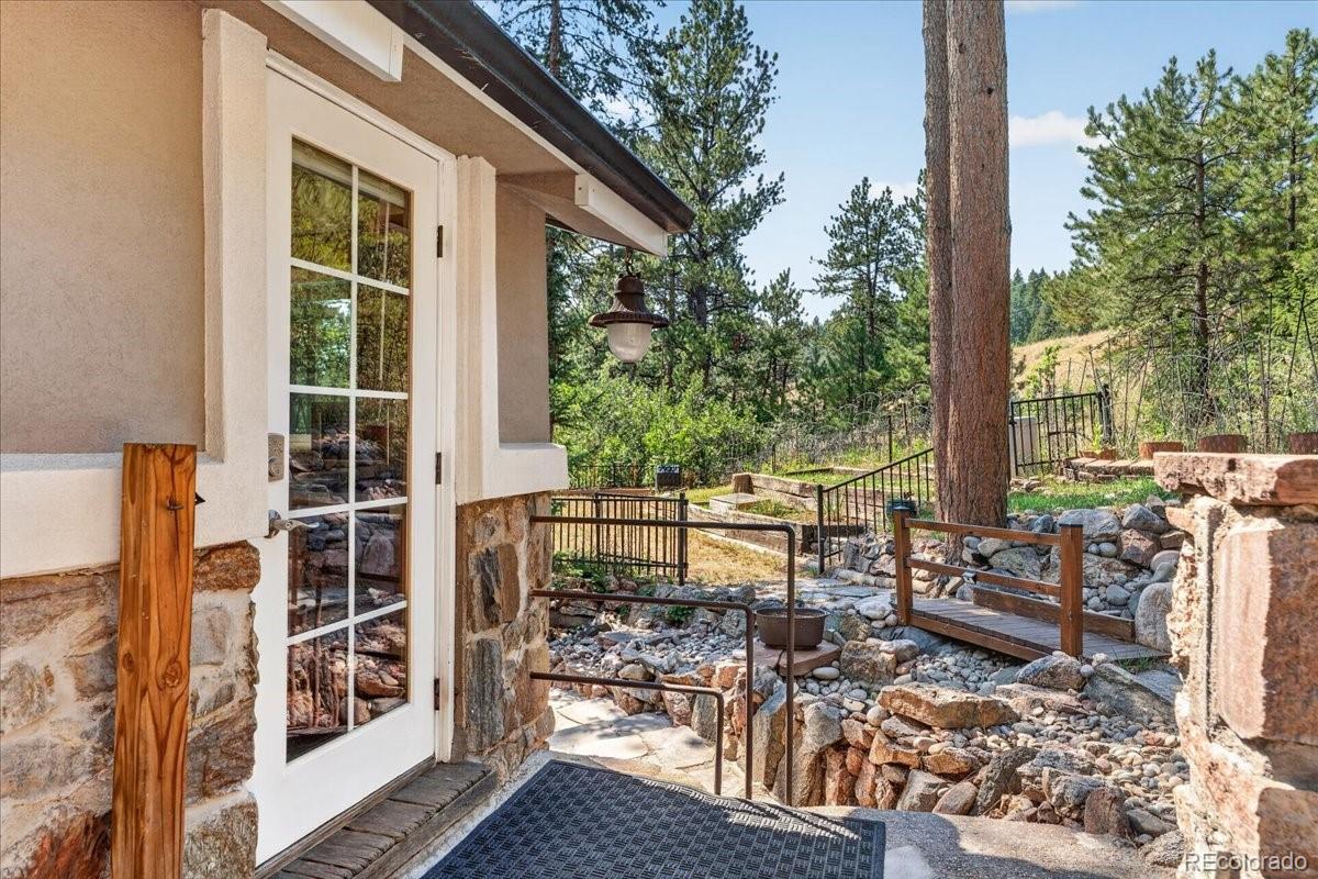 MLS Image #38 for 6501 s summer road,morrison, Colorado