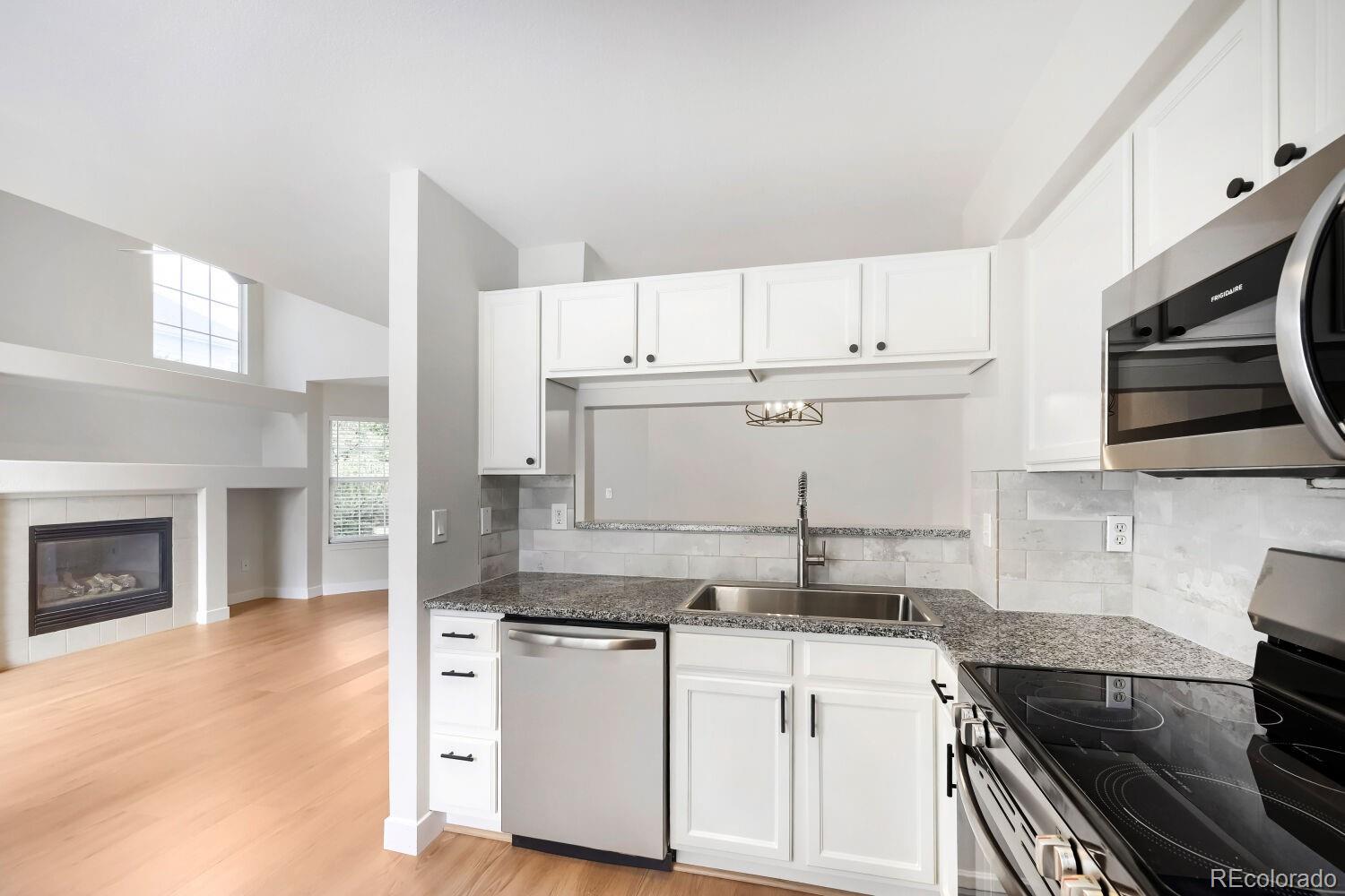 MLS Image #10 for 1419  red mountain drive,longmont, Colorado