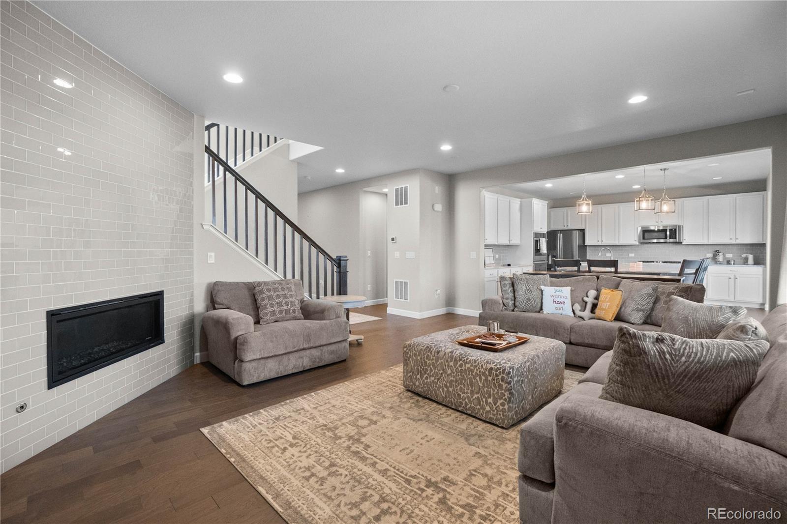 MLS Image #7 for 5789 s haleyville street,aurora, Colorado